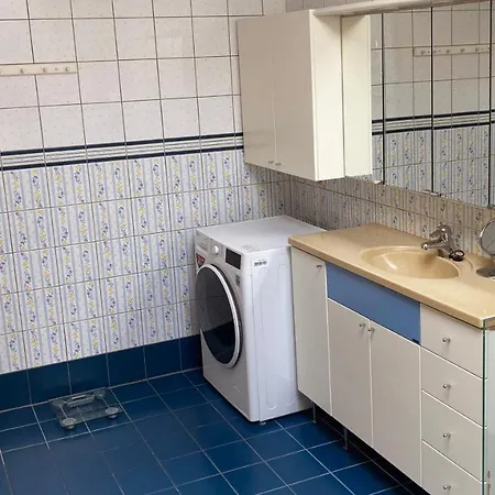 Avar Residents Kesklinnas Pärnu