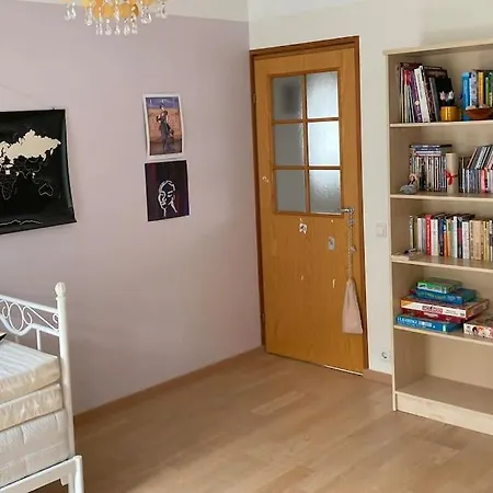 Avar Residents Kesklinnas شقة بارنو