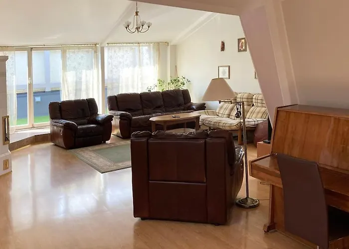 Avar Residents Kesklinnas * Pärnu